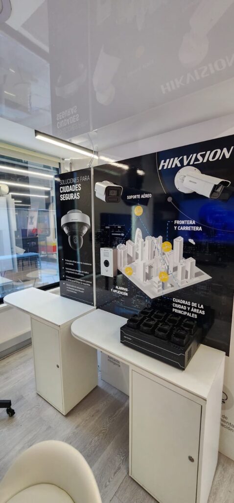 WhatsApp Image 2025 12 04 at 19.19.56 (6)